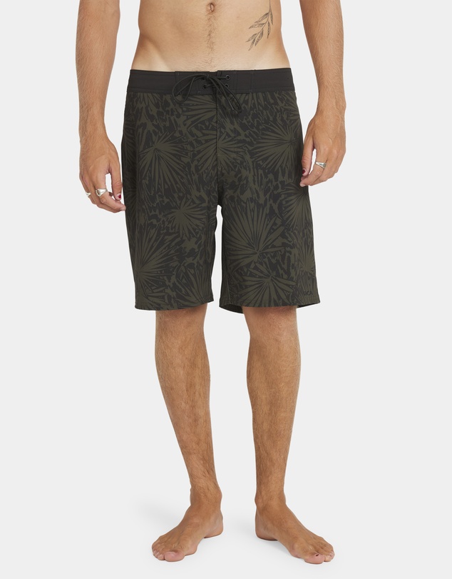 RVCA - Mens VA Trunk Print 19