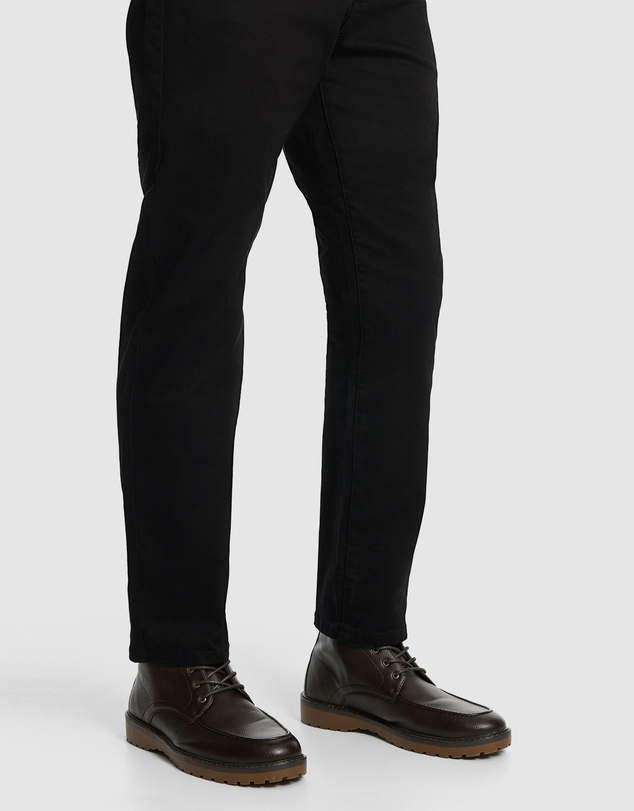 yd. - Travis Chukka Boot