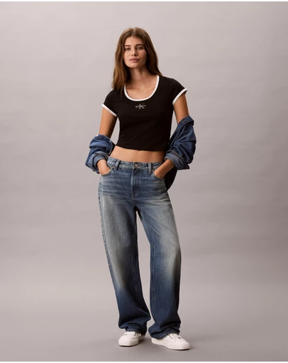 Calvin Klein Jeans - Monologo Scoopneck Baby Tee