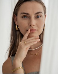 Pastiche - Sara Ring