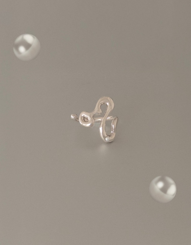 Graedance - Leo Pearl Ring
