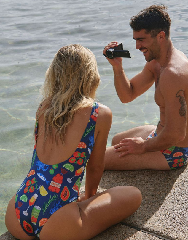 Budgy Smuggler - Scoop One Piece in Club Med