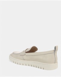 Vionic - Uptown Loafer - Cream
