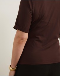 Atmos&Here Curvy - Deep V-Neck T-Shirt