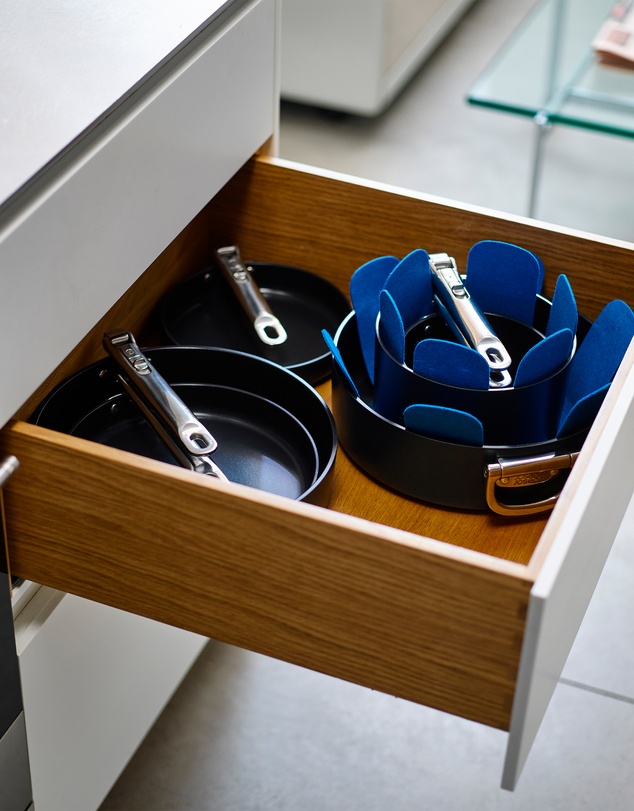 Joseph Joseph - Space 3-piece Non-stick Saucepan Set