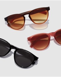 Hawkers Co - HAWKERS - Rose Gold CRUSH Sunglasses for Women and Men