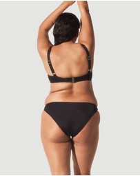 Form and Fold - The Staple Classic Bottom