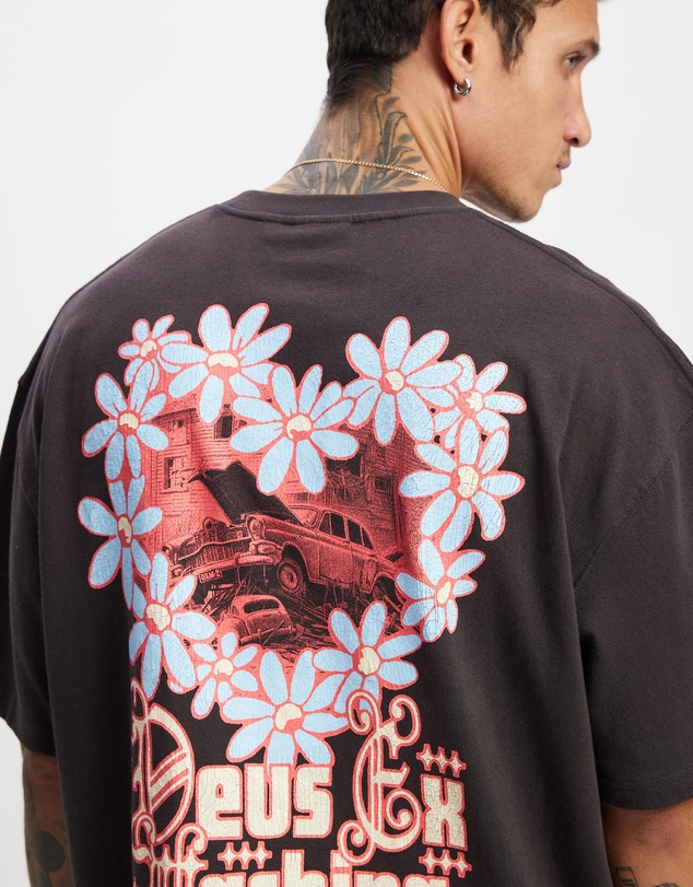 Deus Ex Machina - Junkyard Dog Tee - ICONIC EXCLUSIVE