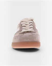 Mia Vita - Ramona II Lace-Up Casual Sneaker - Dark Taupe