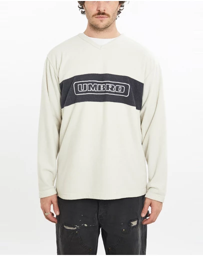 Vintage by The Real Deal - Pre Loved - Vintage Umbro Fleece Sweatshirt