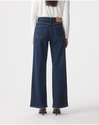 Outland Denim - 32in Mia Mid Wide Seamed Jeans