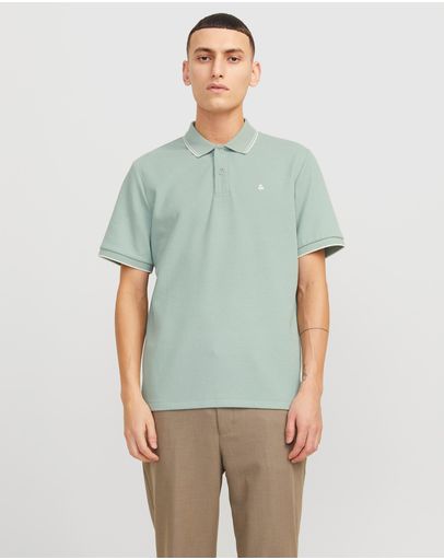 Iceberg Green