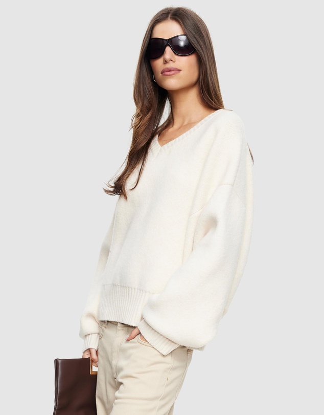 Lioness - Dolce V-Neck Knit Jumper
