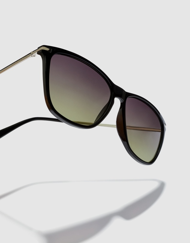 Hawkers Co - HAWKERS - Gradient Moss ONE CROSSWALK Sunglasses for Men and Women UV400