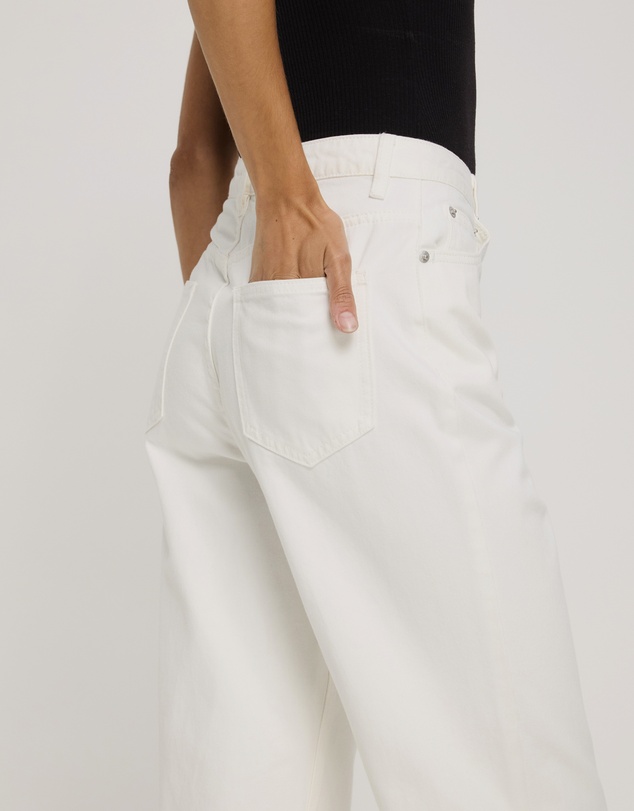 Atmos&Here - Milla Straight Leg Jeans