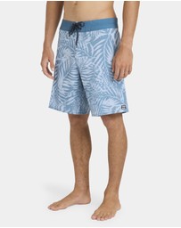 Billabong - Mens Sundays Airlite Performance 18.5