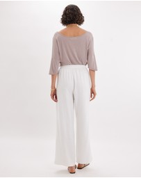 Amelius - Ottavia Three Quarter Batwing Tee