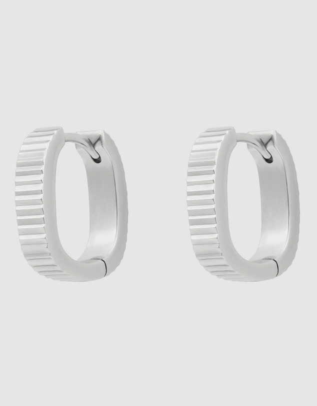 Wanderlust + Co - Ribbed Bar 10mm Huggie Earrings