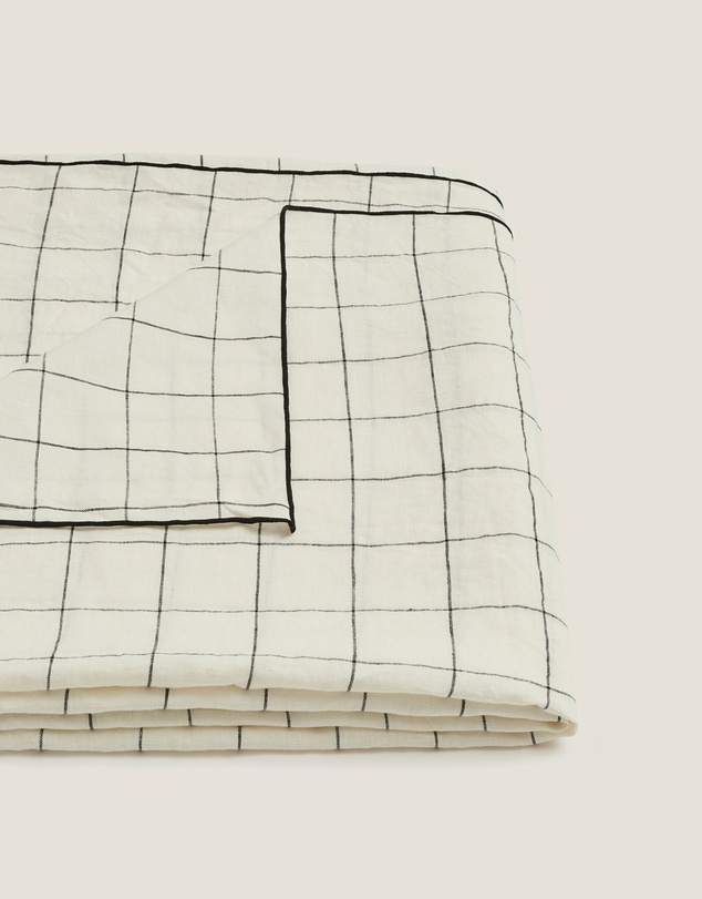 Carlotta + Gee - 100% Linen Tablecloth