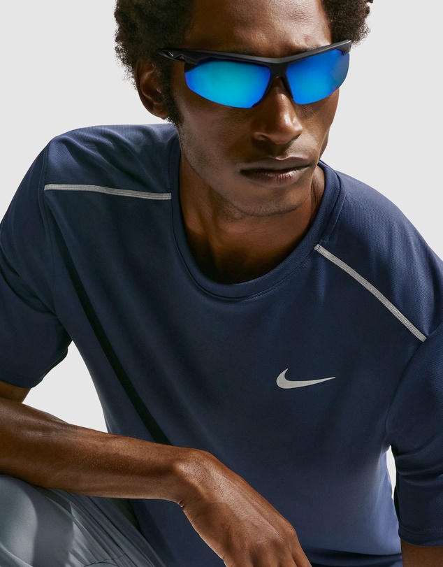 Nike - Nike Dri-FIT UV Miler Short Sleeve Top