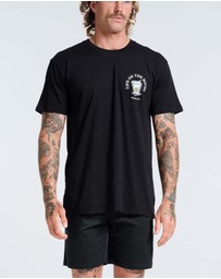 Vacancy Co - Life on the Rocks Tee