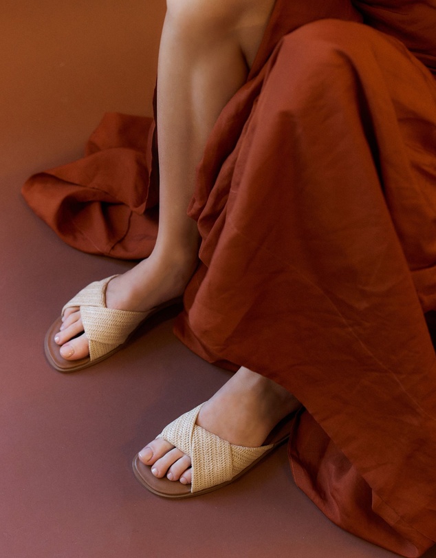 Verali - Sage Casual Slides