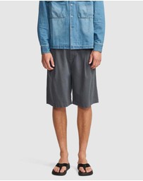 Larriet - Lyu Shorts