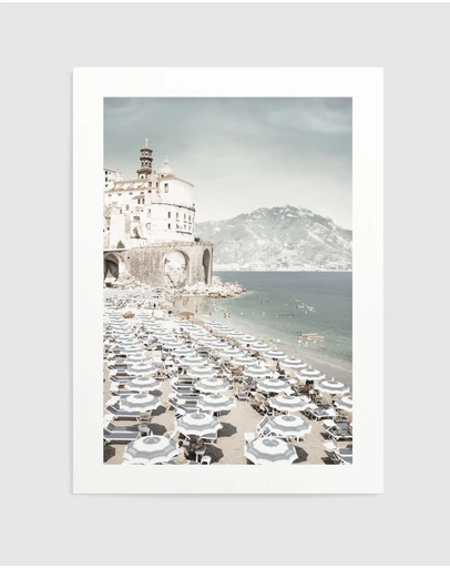 Olive et Oriel - Amalfi Coast Life III Art Print