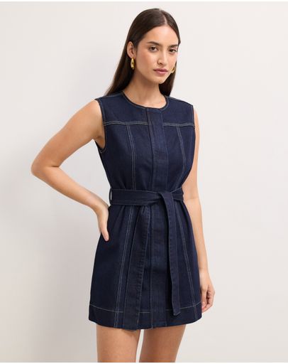 Dark indigo wash