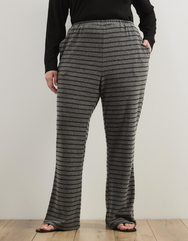 Atmos&Here Curvy - Mirabel Flare Jersey Pants
