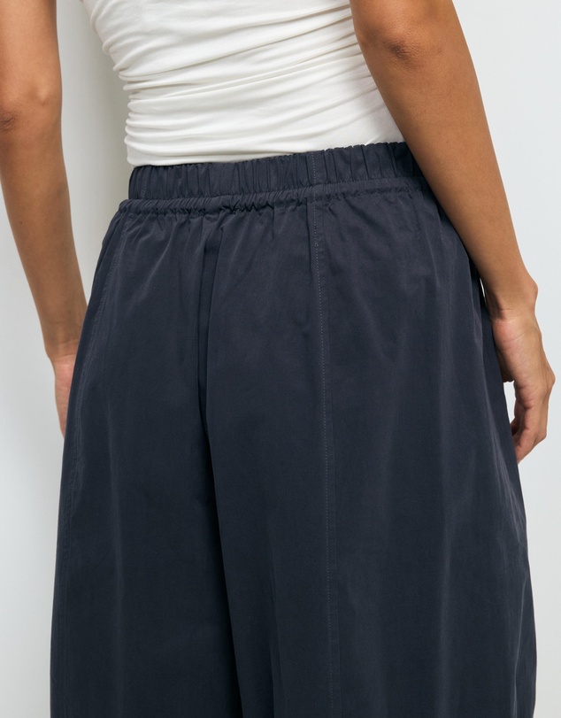 AERE - Cotton Barrel Leg Pants