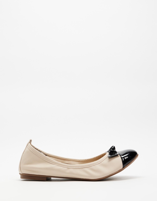 Nina Armando - Madeline Ballet Flats