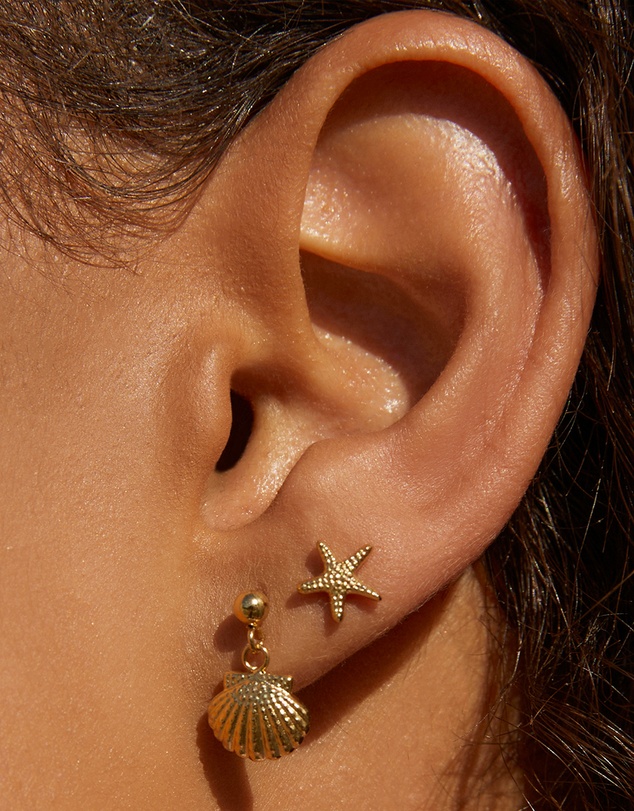 Arms Of Eve - Starfish Gold Studs