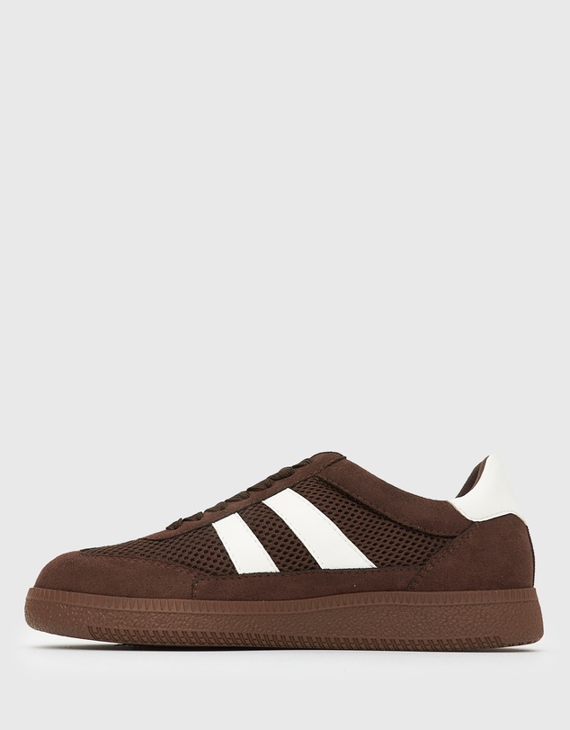Betts - Wider Fit Berkleigh Lace-Up Casual Sneakers