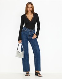 Dazie - Balmoral V-Neck Lace Top