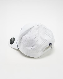 TravisMathew - Welcome Tour
