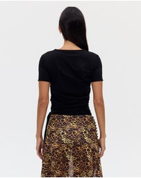 Third Form - Nova Tie Tee