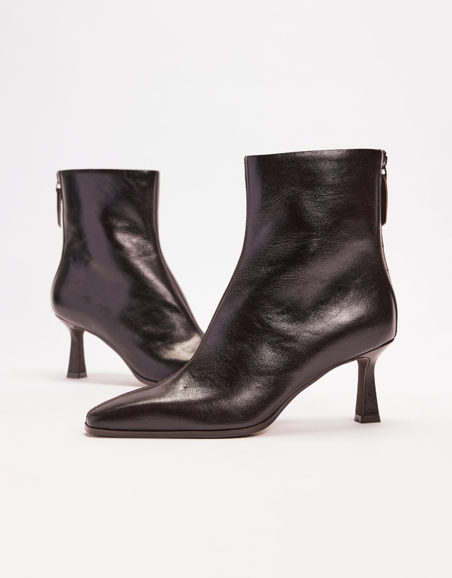 AERE - Karina Leather Ankle Boots