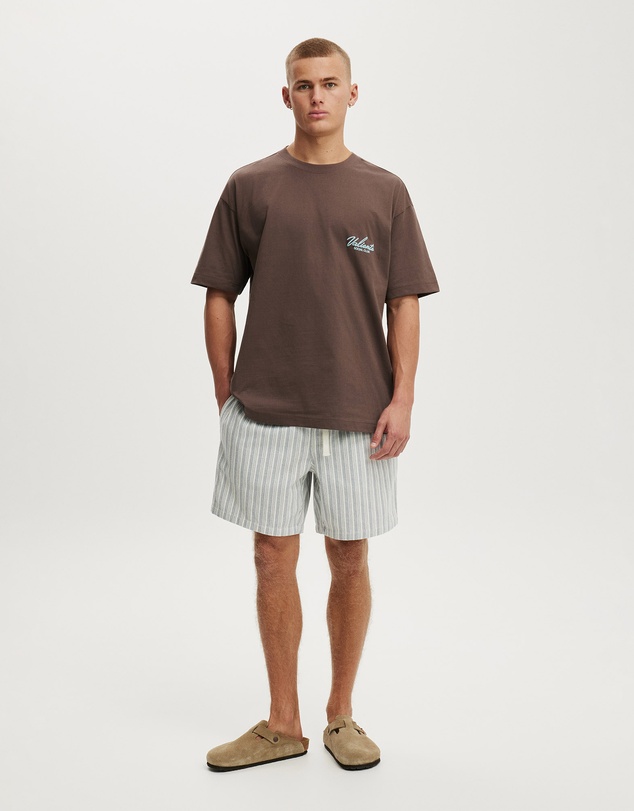 Cotton On - Box Fit Text T-Shirt