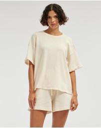 Amelius - Laurie Waffle Tee