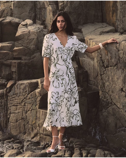 Forcast - Natalie V-Neck Floral Dress