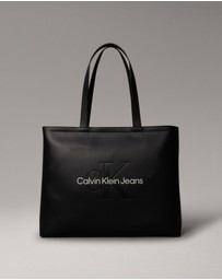 Calvin Klein - Sculpted Slim Tote Bag