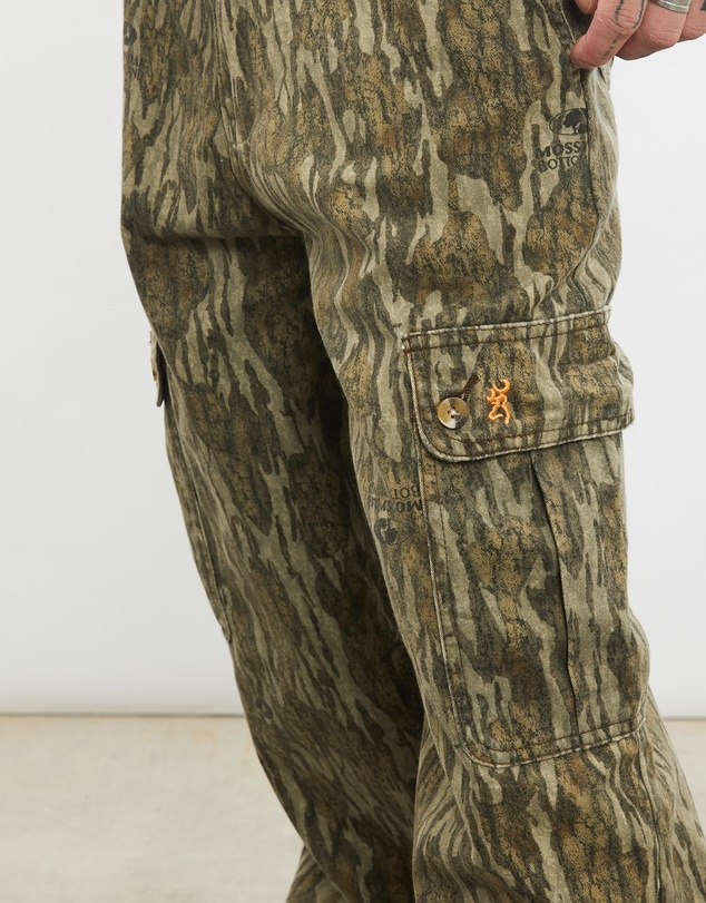 Vintage by The Real Deal - Pre Loved - Vintage Mossy Oak Realtree Camo Cargo Pants