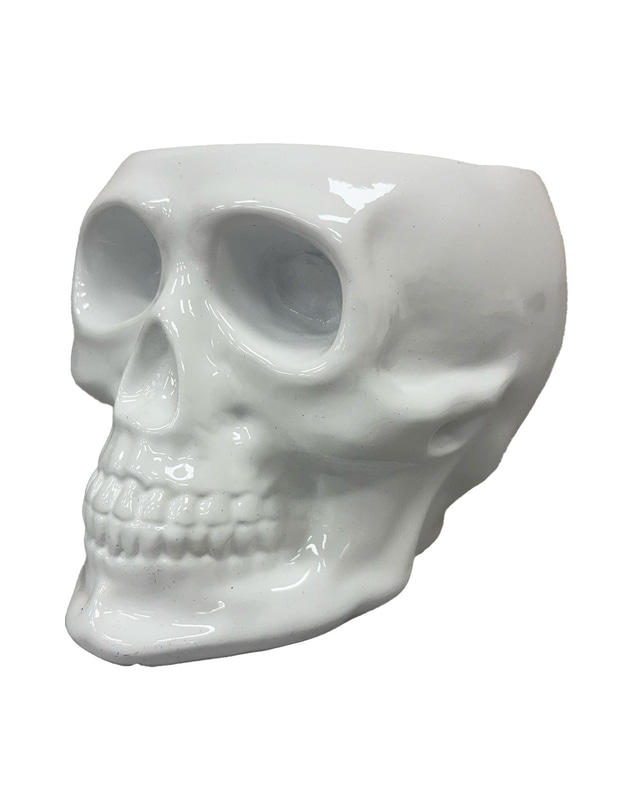 Urban Attitude - Urban Attitude Skull Statue - Matte White