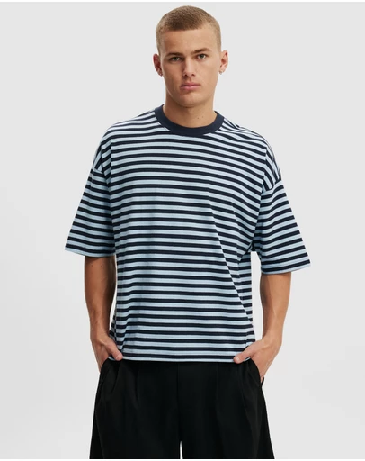Cotton On - Cropped Fit T-Shirt