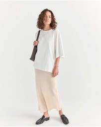 La Tribe - Naomi Mules