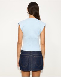 Dazie - Nyla Cinched Waist Knit Vest