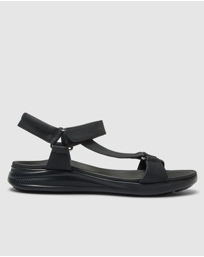 BLACK BLACK