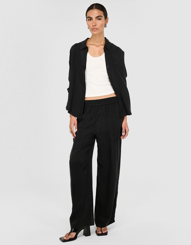 Staple the Label - Sylvie Cupro Shirt