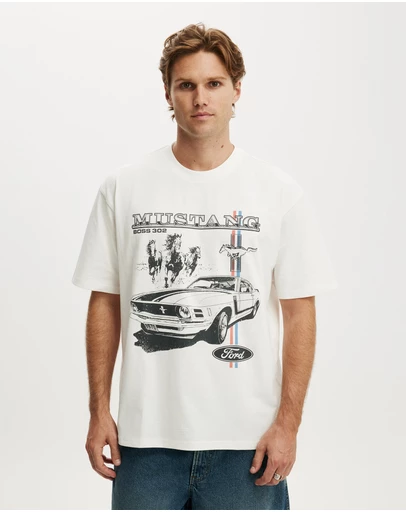 Cotton On - Everyday Fit License T-Shirt